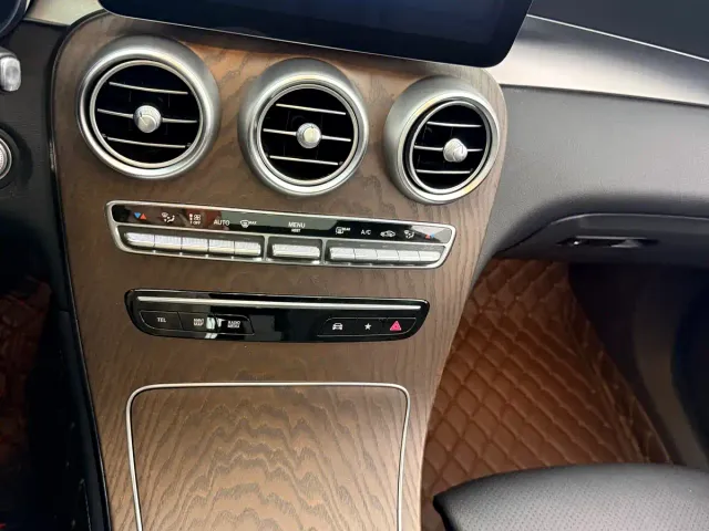 Mercedes-Benz GLC-Class — Фото автомобиля 10