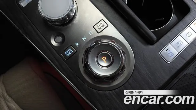 Genesis G80 RG3 — Фото автомобиля 12