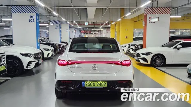 Mercedes-Benz EQE V295 — Фото автомобиля 3