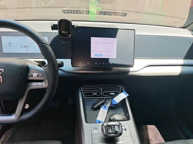 BYD Song Pro — Фото автомобиля 12