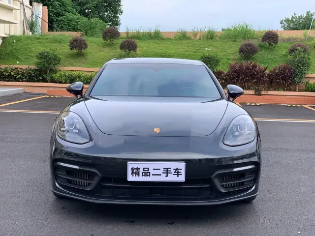 Porsche Panamera — Фото автомобиля 3