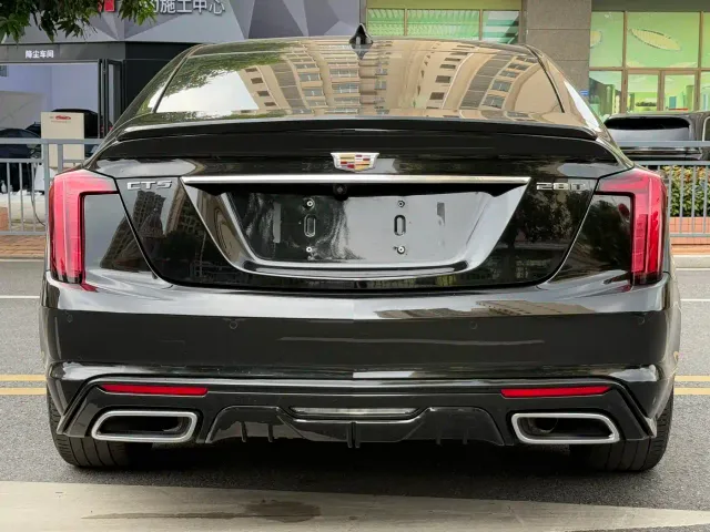 Cadillac CT5 — Фото автомобиля 4