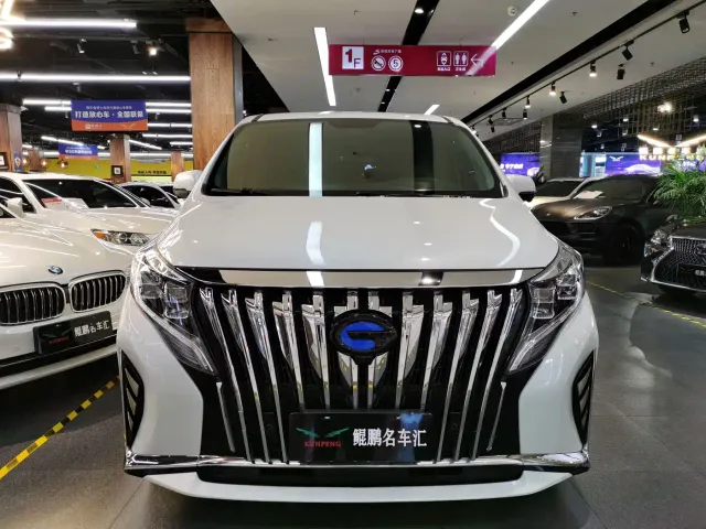 GAC Trumpchi M8 — Фото автомобиля 2
