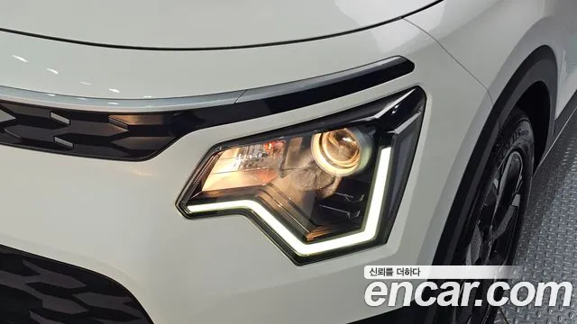 Kia Niro New — Фото автомобиля 7