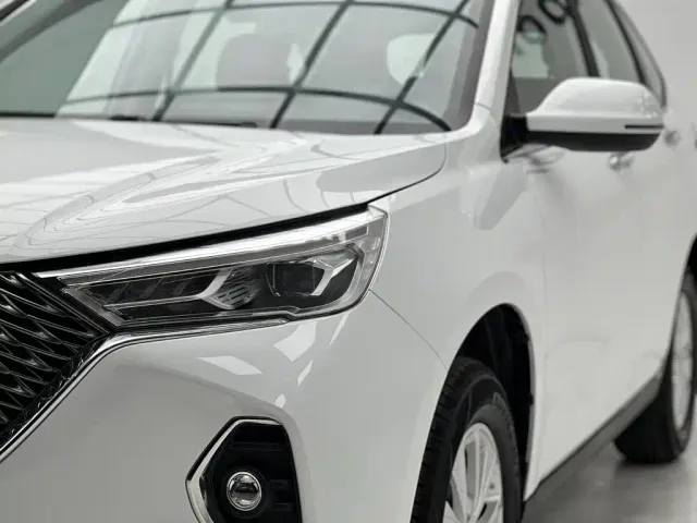 Haval M6 — Фото автомобиля 4