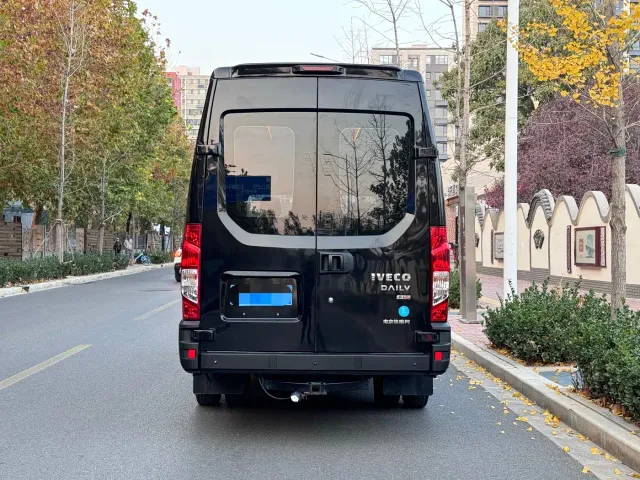 Iveco Daily — Фото автомобиля 18