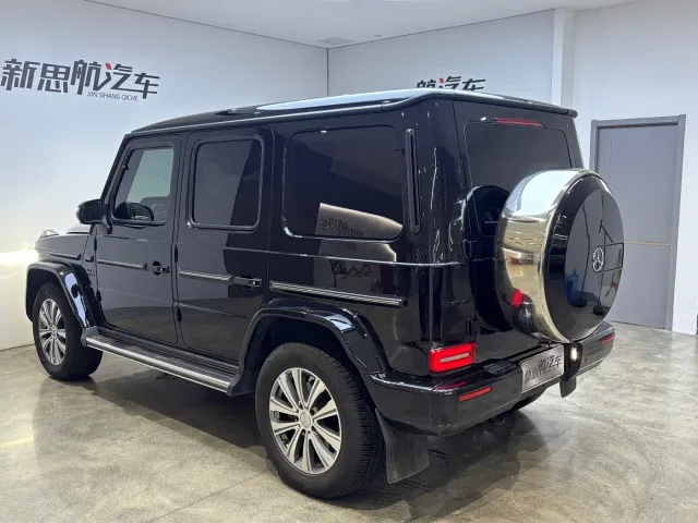 Mercedes-Benz G-Class — Фото автомобиля 7
