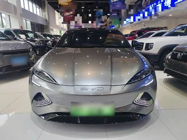 BYD Seal — Фото автомобиля 2