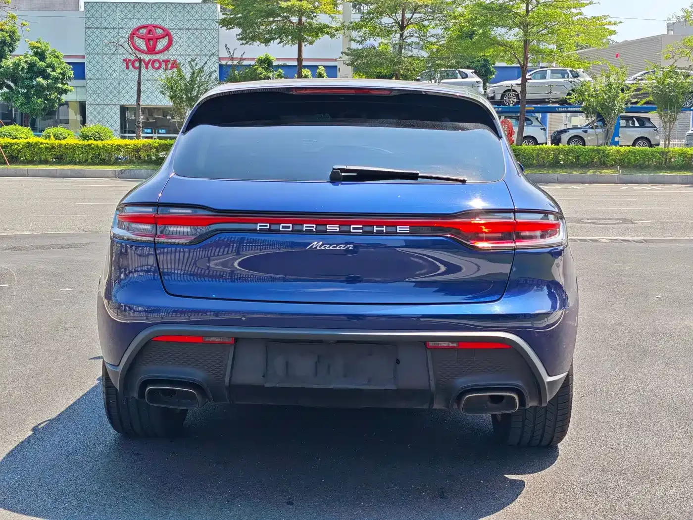 Porsche Macan 2023 Macan 2.0T — Фото автомобиля 12
