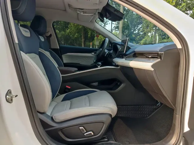 Geely Xingrui — Фото автомобиля 9