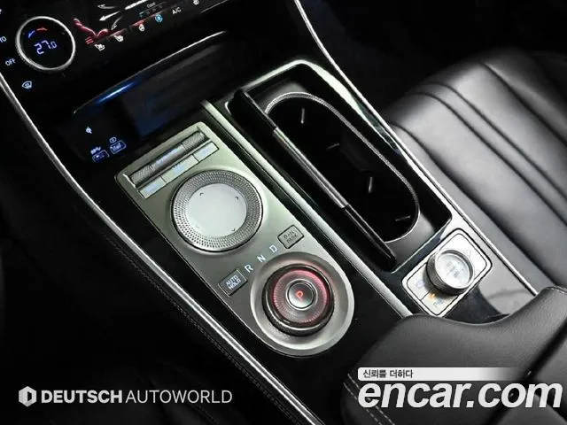 Genesis GV80 — Фото автомобиля 9