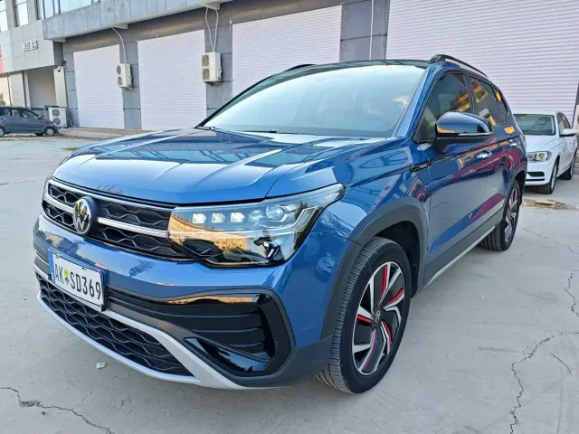 Фотография автомобиля — Volkswagen Tharu