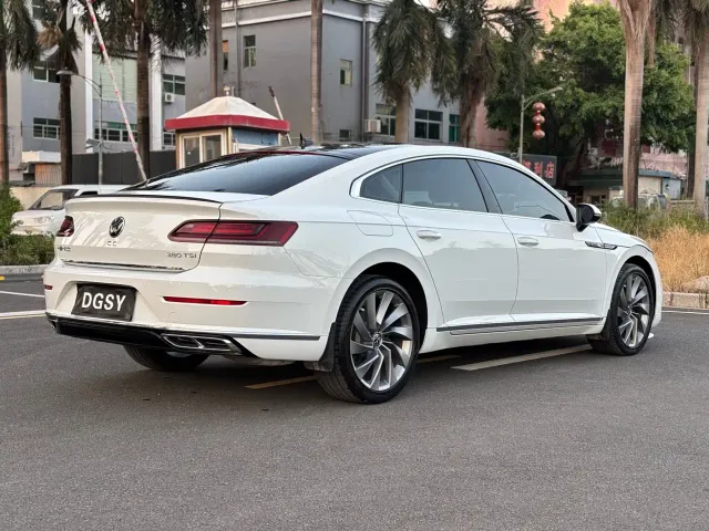Volkswagen CC — Фото автомобиля 24