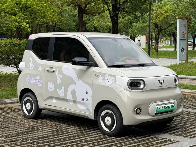 Wuling Hongguang Mini EV — Фото автомобиля 3