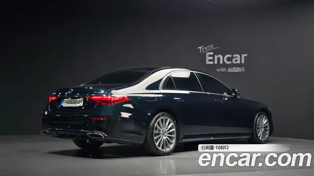 Mercedes-Benz S-Class — Фото автомобиля 2
