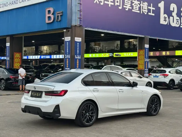 BMW 3 Series — Фото автомобиля 14