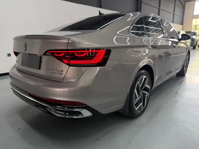 Volkswagen Sagitar — Фото автомобиля 7