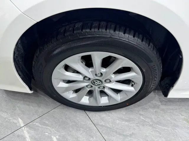 Toyota Corolla — Фото автомобиля 14