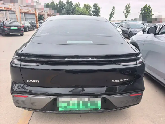 Geely Galaxy Xingyao 8 — Фото автомобиля 11
