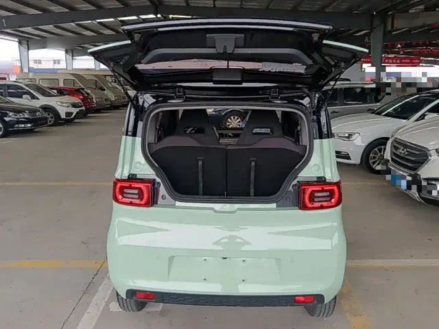 Wuling Hongguang Mini EV — Фото автомобиля 18