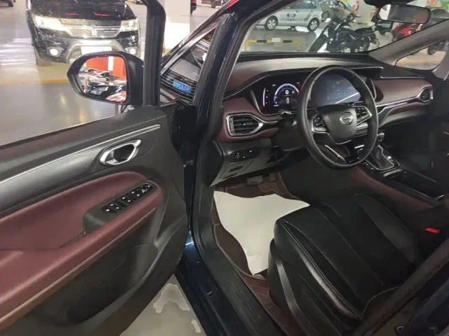GAC Trumpchi M6 — Фото автомобиля 15