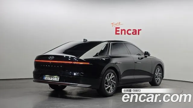 Hyundai Grandeur GN7 — Фото автомобиля 2