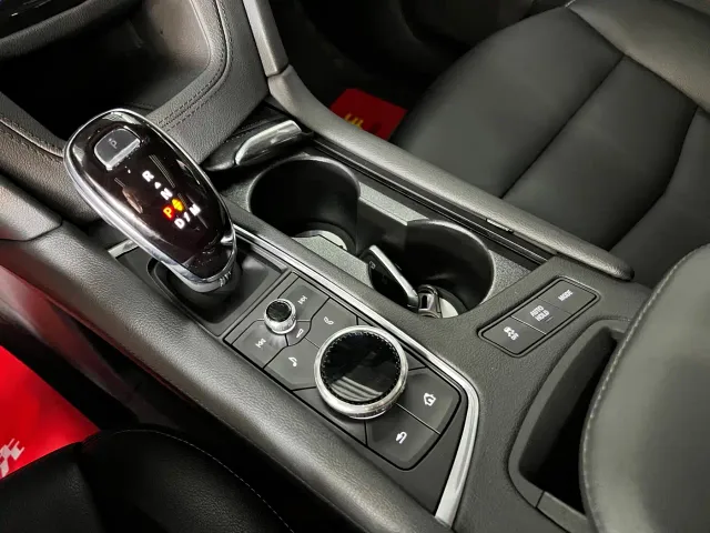 Cadillac XT6 — Фото автомобиля 15