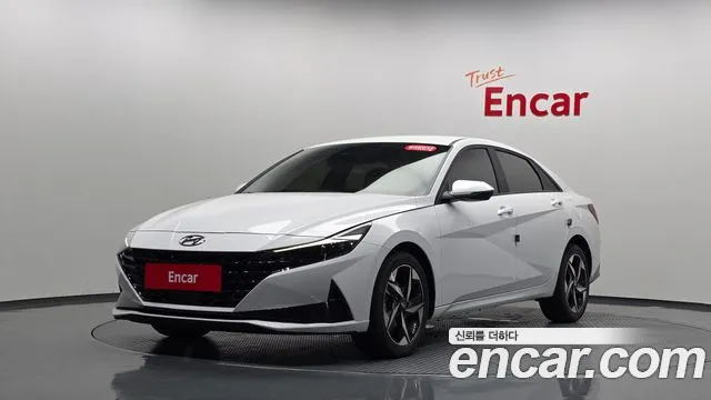 Фотография автомобиля — Hyundai Avante CN7