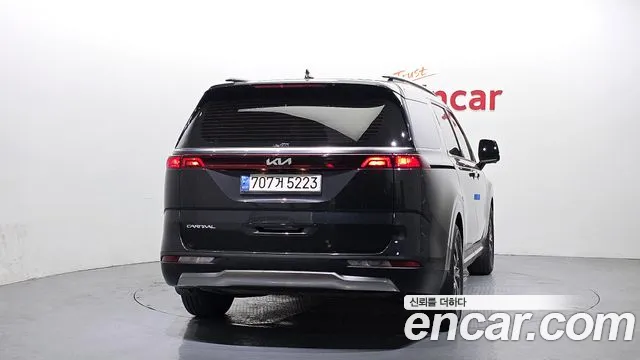 Kia Canival Carnival 4 поколение Дизель 11 мест Signature — Фото автомобиля 4