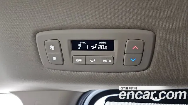Kia Canival Carnival 4 поколение Дизель 7 мест Signature — Фото автомобиля 29