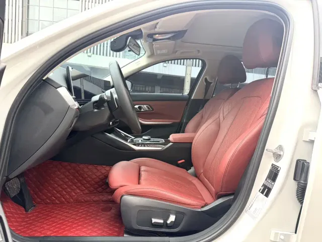BMW 3 Series — Фото автомобиля 15