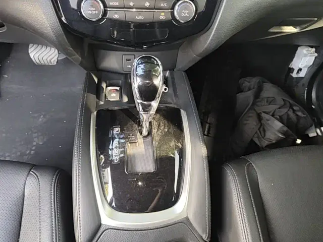 Nissan X-Trail — Фото автомобиля 13