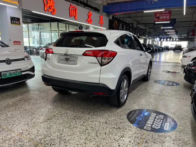 Honda Vezel — Фото автомобиля 10