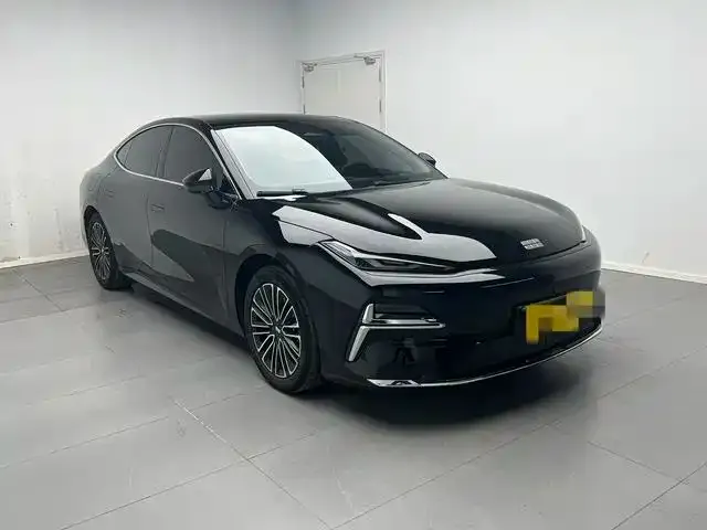 Geely Galaxy Xingyao 8 — Фото автомобиля 3