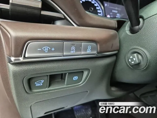 Genesis GV80 — Фото автомобиля 14