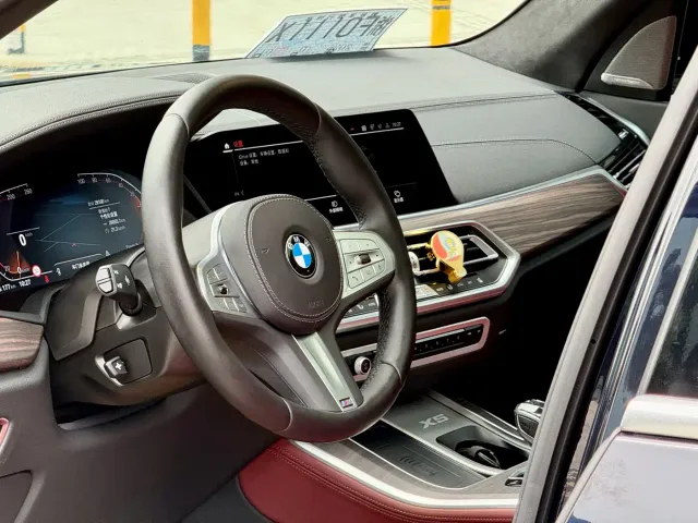 BMW X5 — Фото автомобиля 6