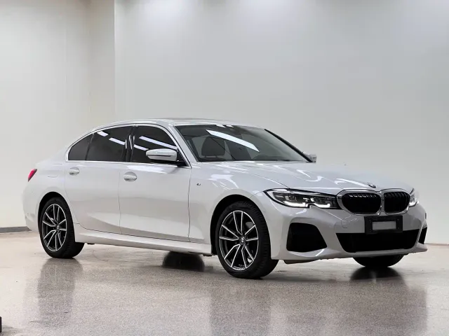 BMW 3 Series — Фото автомобиля 3