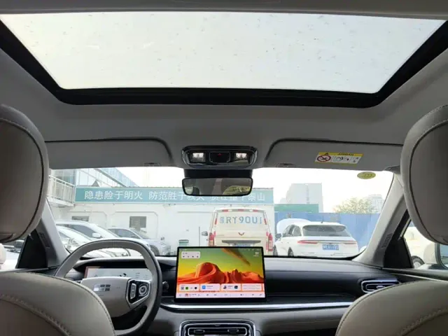 Geely Galaxy Stellar 6 — Фото автомобиля 17