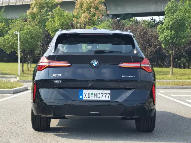 BMW X3 — Фото автомобиля 5