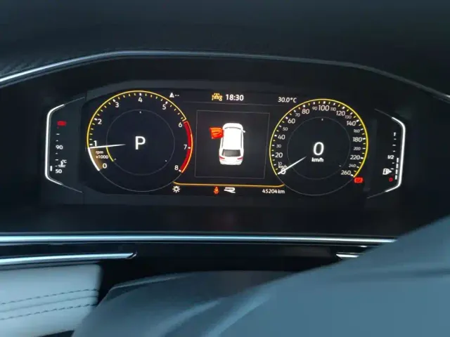 Volkswagen Tiguan L — Фото автомобиля 14