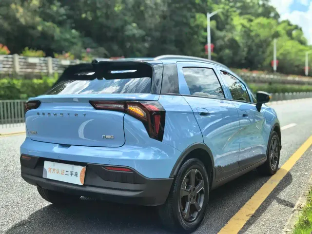 Geely Geometry E Firefly — Фото автомобиля 10