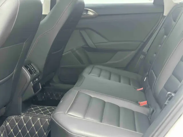 Volkswagen Tharu — Фото автомобиля 24