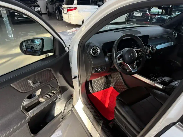 Mercedes-Benz GLB-Class — Фото автомобиля 8