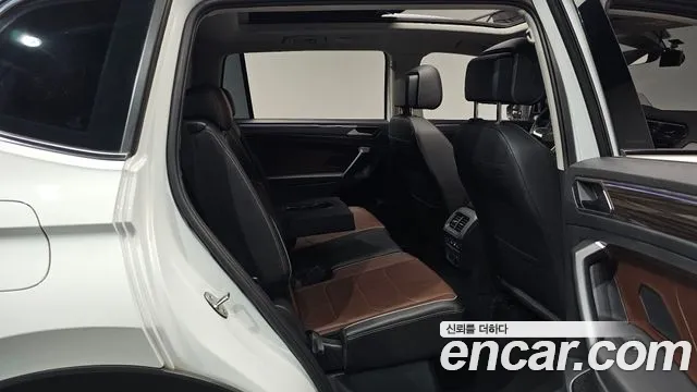 Volkswagen Tiguan — Фото автомобиля 17