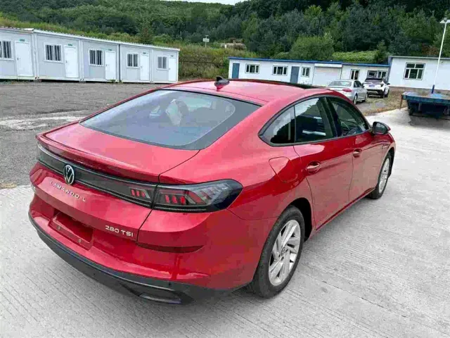 Volkswagen Lamando — Фото автомобиля 10