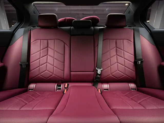 BMW 5 Series — Фото автомобиля 8