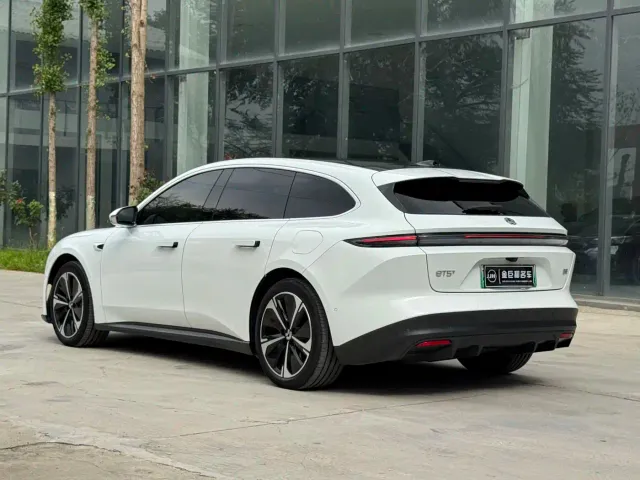Nio ET5 Touring — Фото автомобиля 20