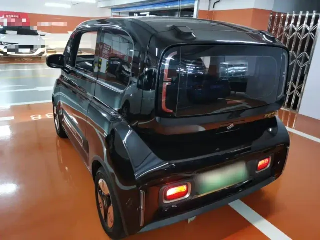 Baojun KiWi EV — Фото автомобиля 4