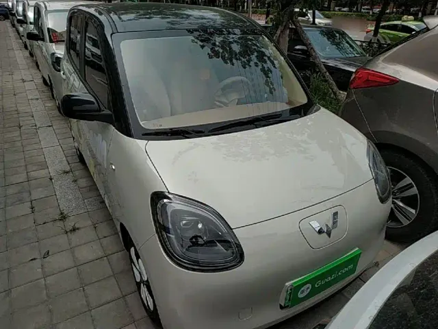 Wuling Hongguang Mini EV — Фото автомобиля 2