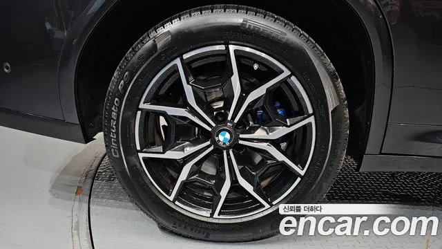 BMW X4 xDrive20i M Sport — Фото автомобиля 19